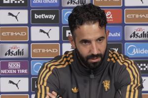 阿莫林：战术没有问题，踢阿森纳时让B费踢双中场也踢得不错