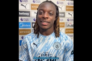 曼市德比助攻双响，多库赛后：曼彻斯特是蓝色的