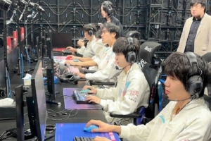 BLG发布选手赛前动态：认真调试中 比赛加油