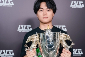 涵艺：疯P？无论这个决赛北川赢没赢，第二阶段不是他来救火的？