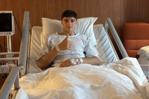 莱奥尼社媒：我已经完成手术，感谢大家的祝福信息，将很快回归