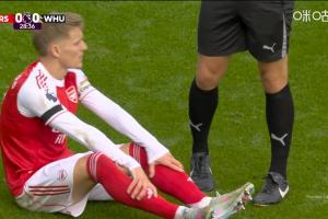 阿森纳队长厄德高本赛季第3次因伤下场，左膝受伤无法坚持