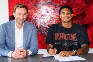 3500万加盟药厂！宽萨：离开利物浦是为比赛时间 进球想致敬若塔