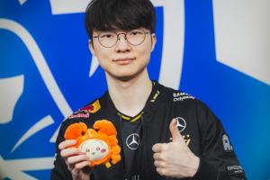 拿来当特殊武器！G2冰鸟战胜BLG后 Faker开始排位练习冰鸟